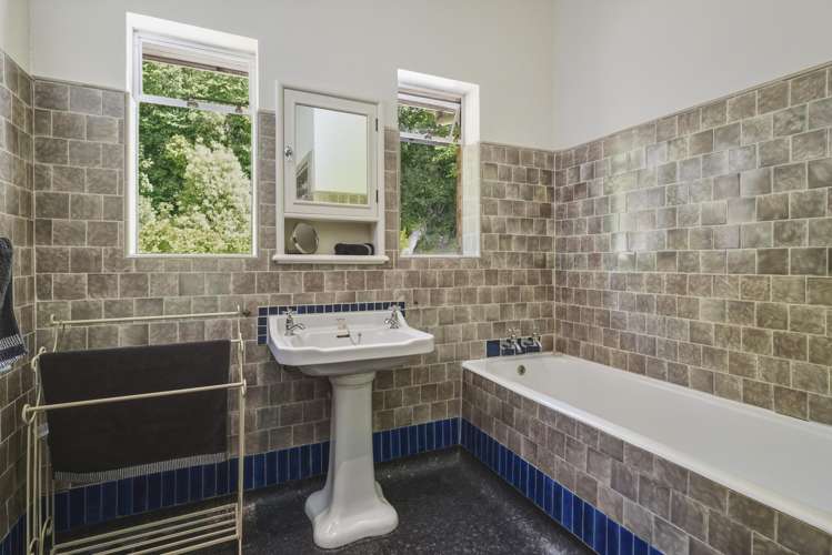 109 & 109A Maitland Street Dunedin Central_18