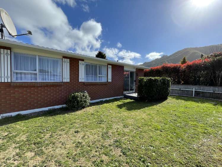 1/9 Denver Grove Totara Park_7