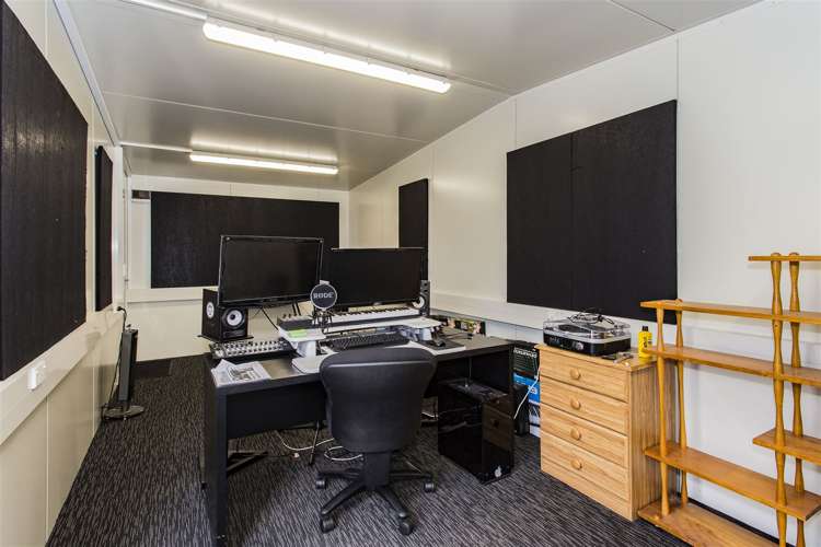 24 Steele Street Hornby_10