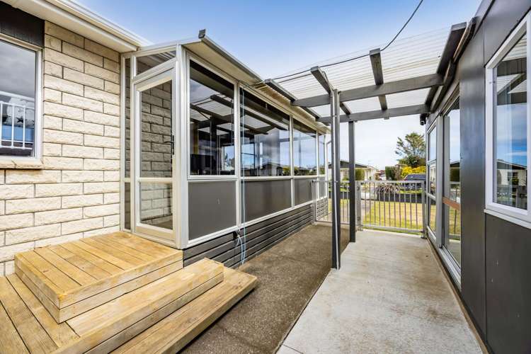 12 Tawa Street Hawera_21
