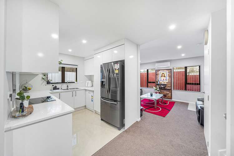 83a Buckland Road Mangere East_15