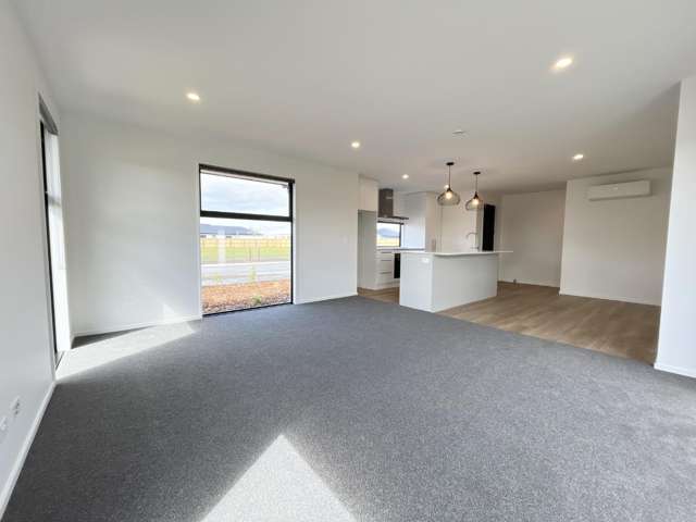 39 Rita Angus Road 10145_4