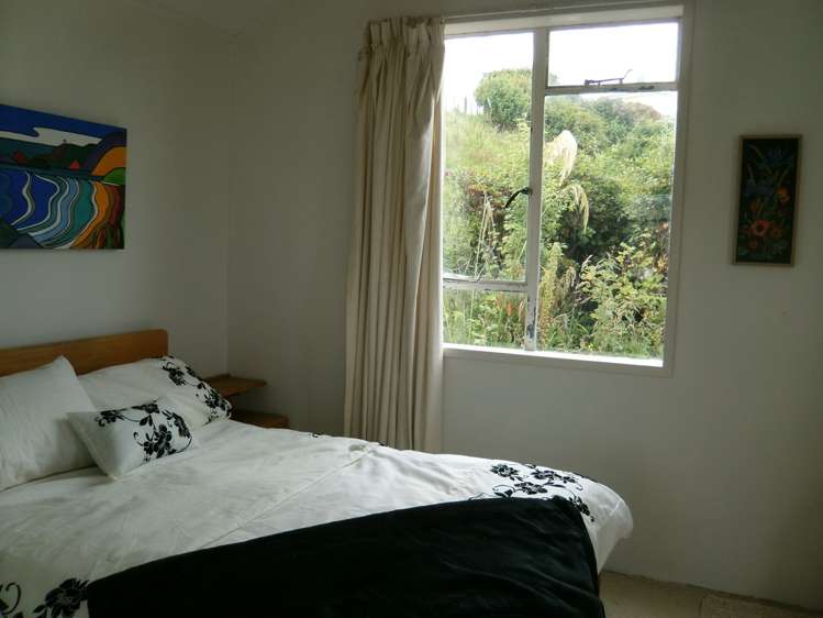 34 Esplanade Kaka Point_2