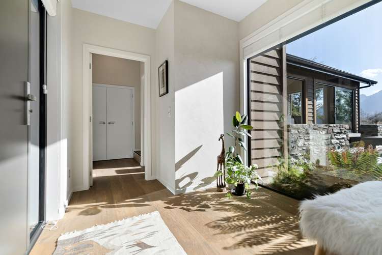 18 Bretby Court Jacks Point_32