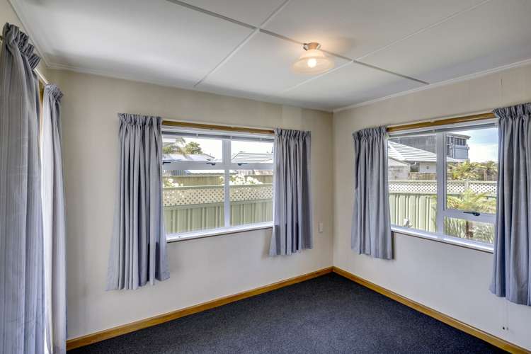 270 Kennedy Road Onekawa_11