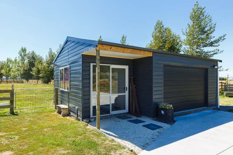 541 Newbury Line Bunnythorpe_23