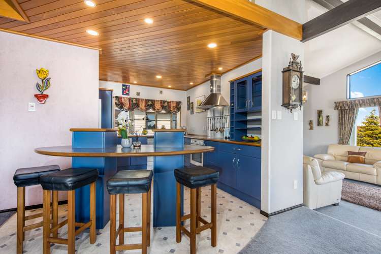 7 Paulownia Place Totara Heights_2