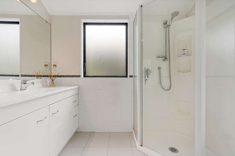 8 Wesley Bay Glade Hillsborough_19