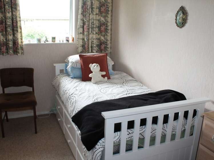 120 Great North Road Winton_7