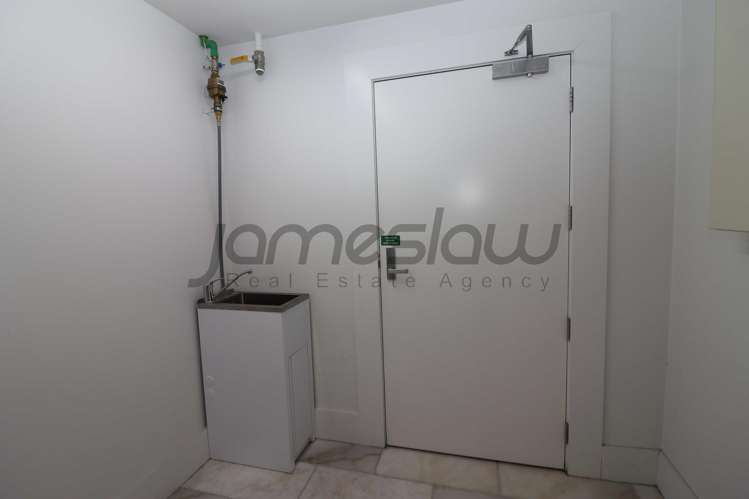 17R/396 Queen Street City Centre_7