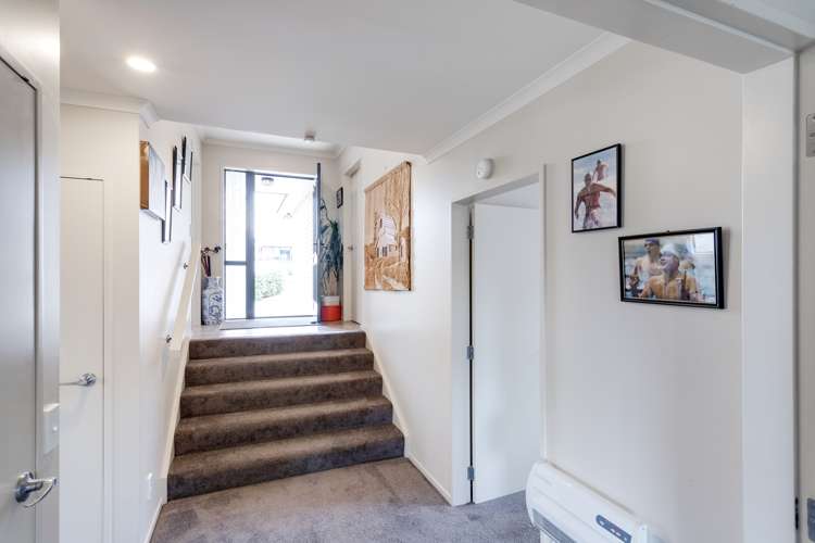 25 Mcewen Crescent Riverstone Terraces_13