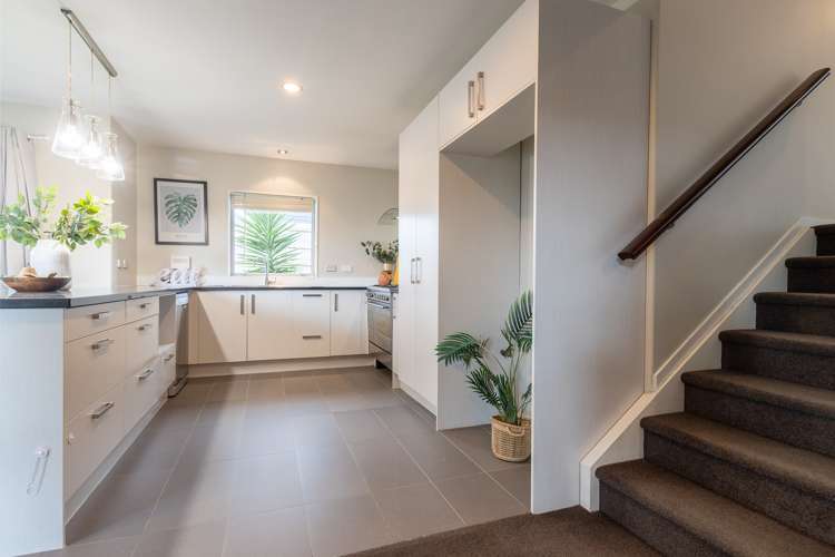 55 Alpers Ridge Leamington_3