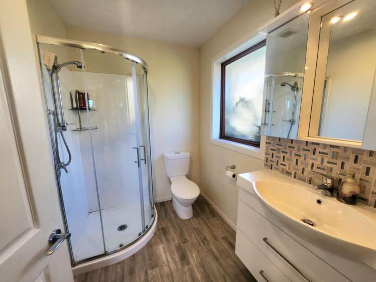 33 Essex Street Weston_11