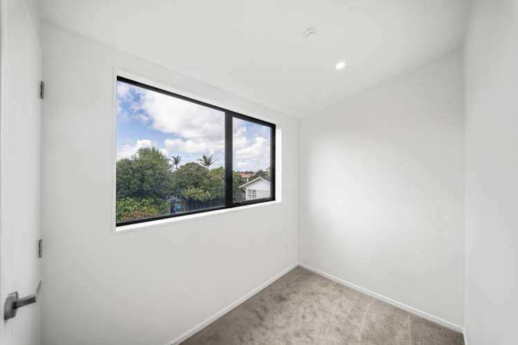 63 Gloria Avenue Te Atatu Peninsula_26