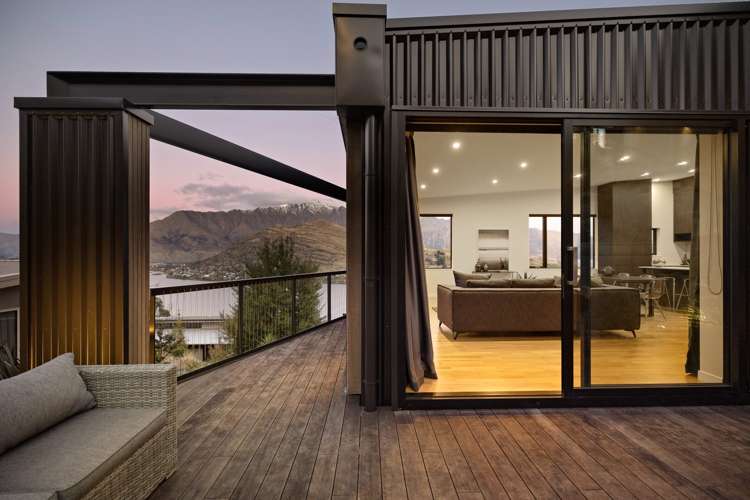 5 Lancewood Lane Queenstown Hill_15