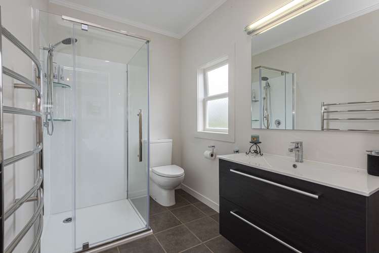 4 George Point Road Onerahi_10