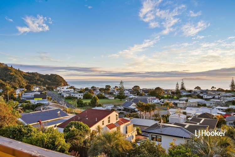 16 Mayor View Terrace Waihi Beach_1