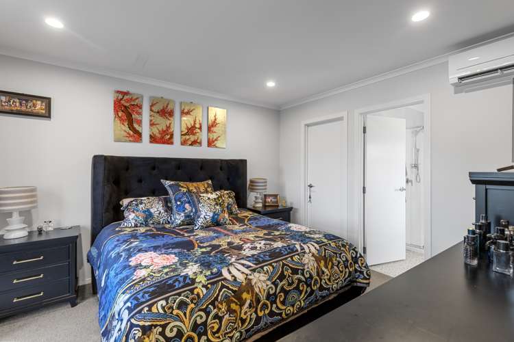 2/15 Cook Street Hamilton East_10