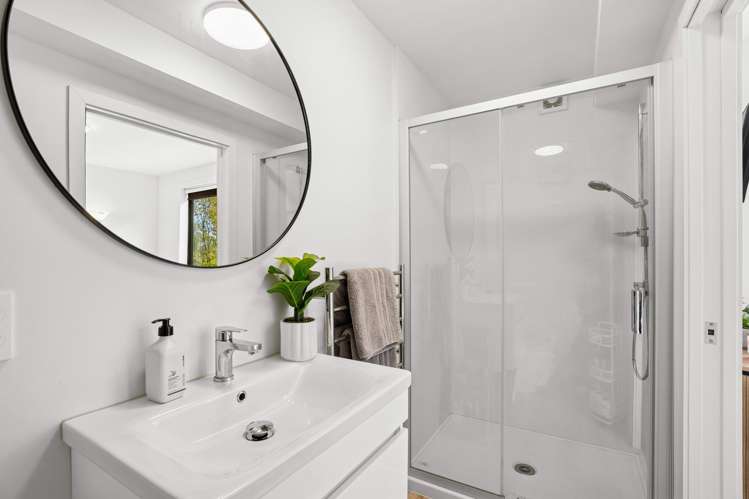 3/14 Fryer Street Queenstown_10