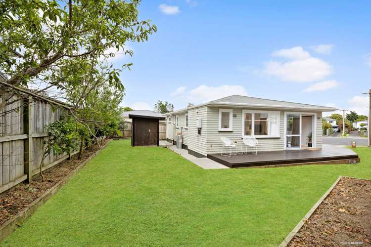 4 Glenvil Lane Te Atatu Peninsula_4