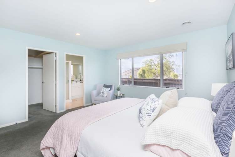 4 Ronald Scott Grove Riverstone Terraces_9