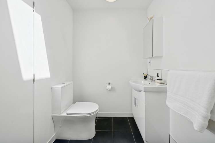 3 Evesham Place Newlands_10