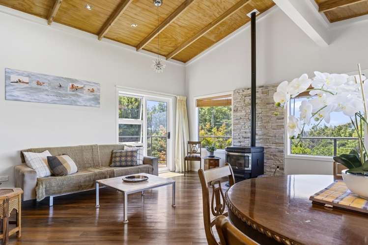 22 Reeves Road Acacia Bay_7