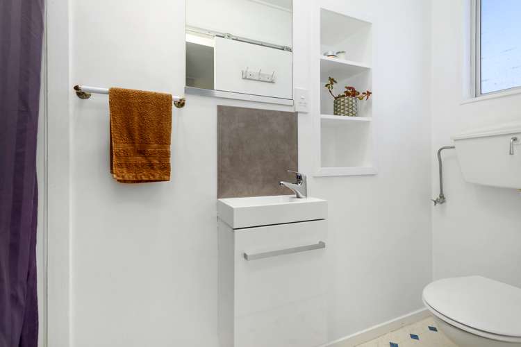 2b Wainui Road Waiwhetu_11