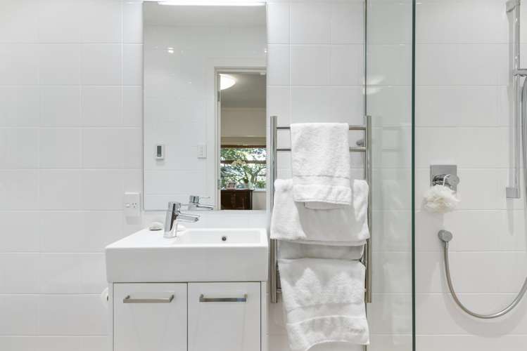 22 Colchester Avenue Glendowie_12