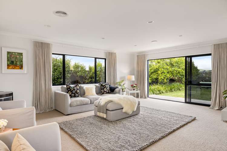 32 Bellbird Rise Pyes Pa_7