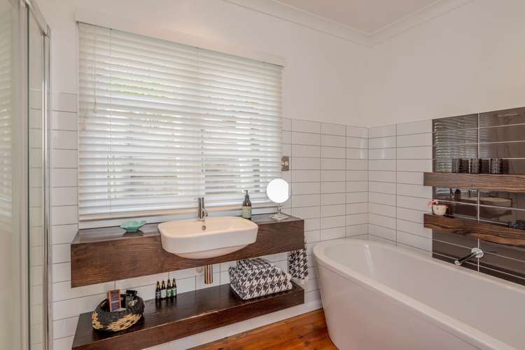 53 The Esplanade Raumati South_10