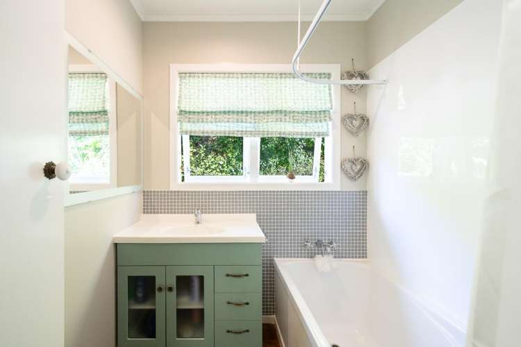 10 Court Road Tawa_10