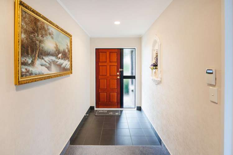 123 Amberley Avenue Highbury_21