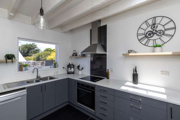 2 Bermuda Grove Paraparaumu Beach_6