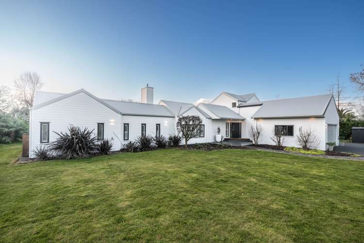 31 Cowley Drive_0