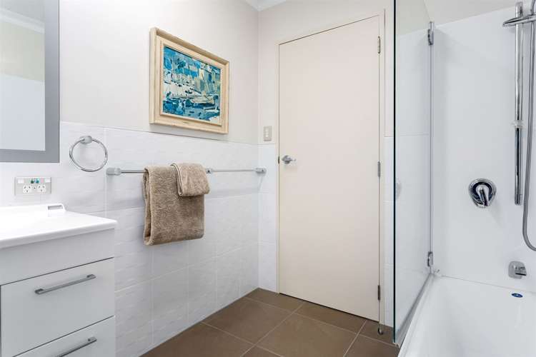 1 Tirotiro Rise Whakatane_20