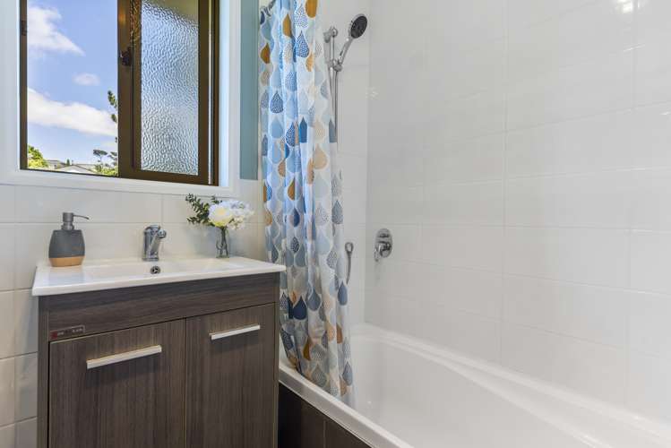 53 Stott Avenue Birkdale_18