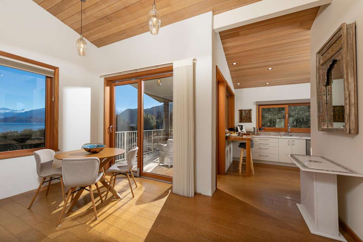 337 Beacon Point Road_2