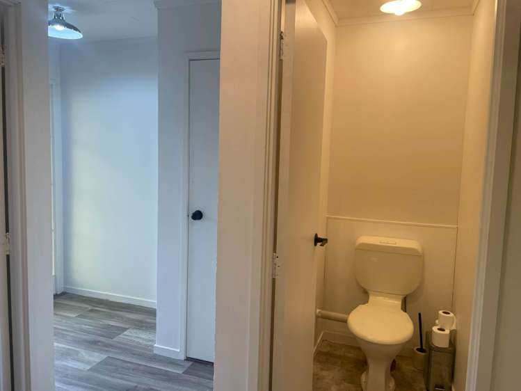 2/96 Hatea Drive Regent_7