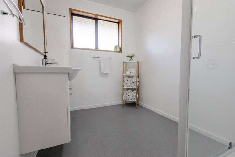 5 Mitchell Place Cobden_26