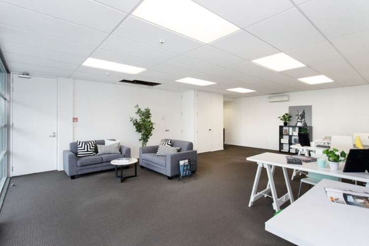 Unit 16, 211 Ferry Road Waltham_3