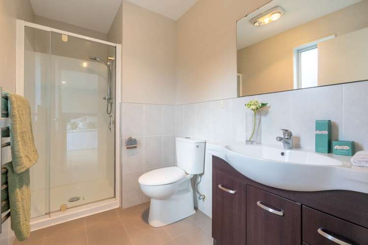 16 Phar Lap Crescent Takanini_20