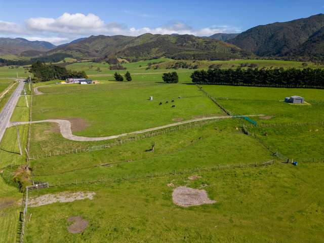 360 Western Lake Road Featherston_1