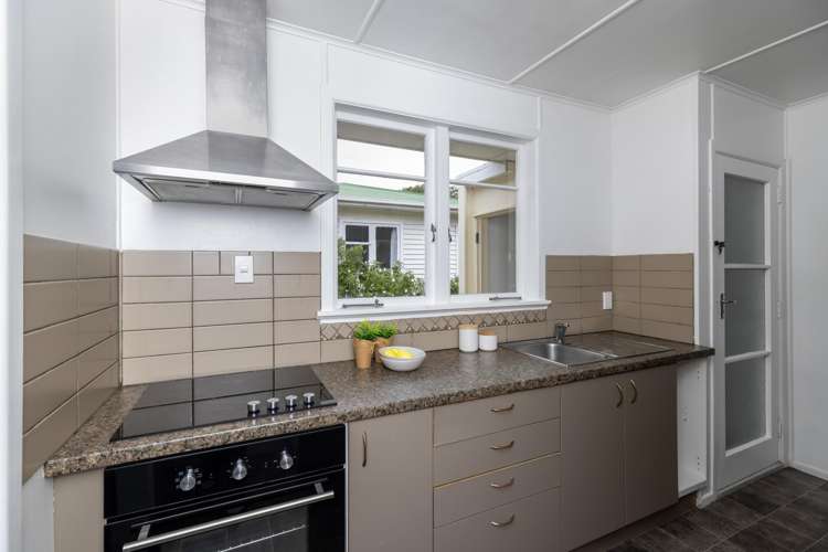 17 Riwai Street Paraparaumu_2