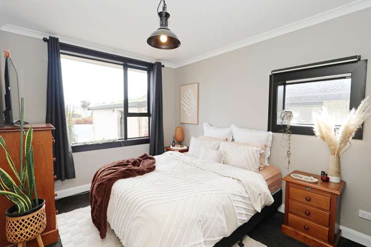 123 Queens Drive Richmond_10