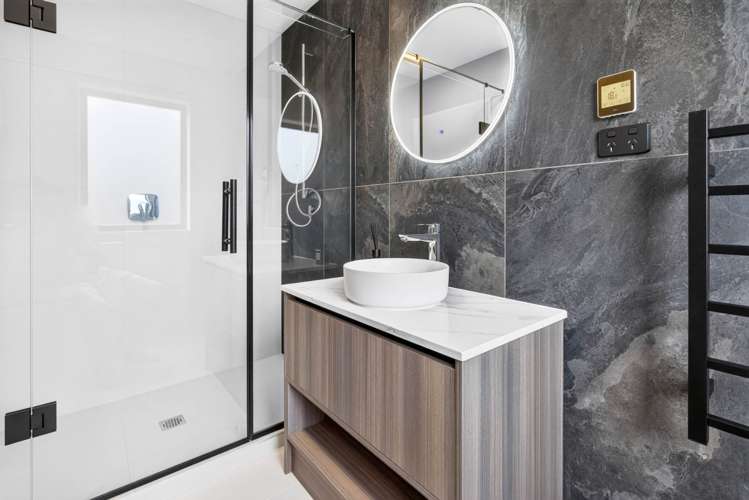 22 Tupa Street Long Bay_36