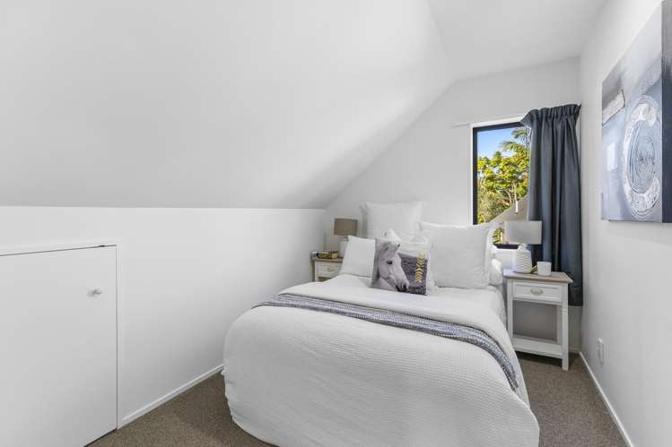 Unit 17/37 Fields Parade Oteha Valley_20