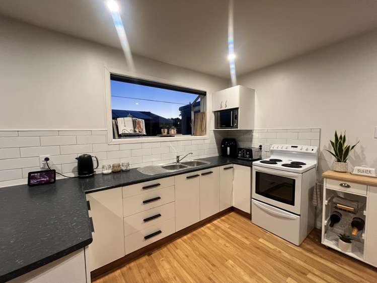 173 Stafford Street Hokitika_6