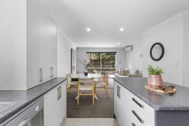 55B Houchens Road Glenview_4