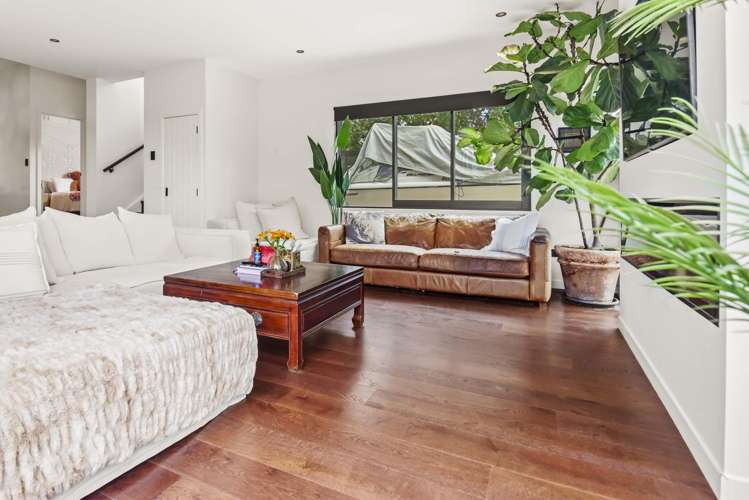 139 Vipond Road Stanmore Bay_10